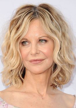 Wavy haircuts for older women